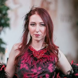 Meet your Posher, Bernadette